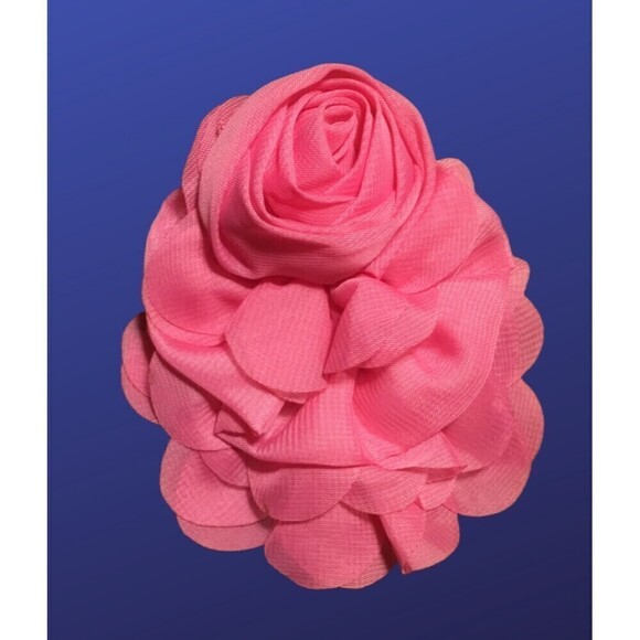 UNBRANDED Fabric/Mesh Rose Clip and Pin, Hair/Shoes/Purse/Lapel/Hat, PINK, NWOT - Picture 1 of 3